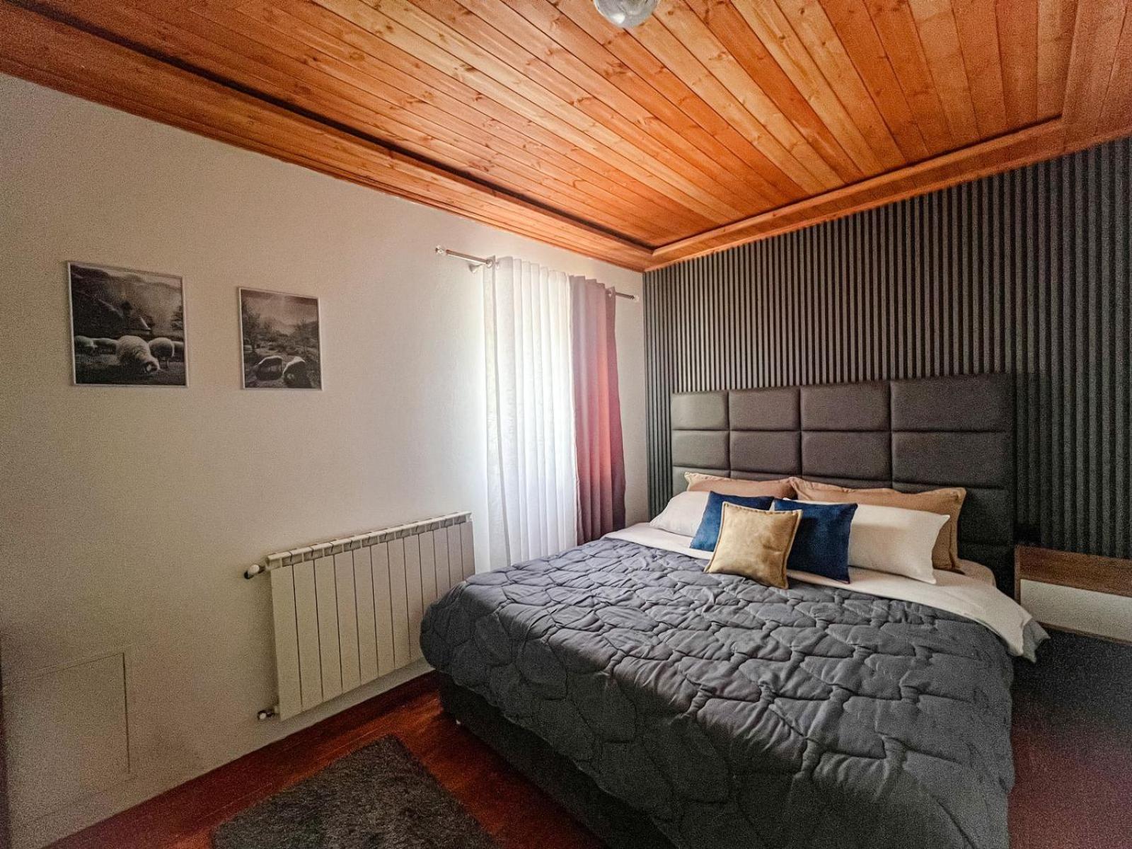 Logu I Harushave Bauernhof Theth